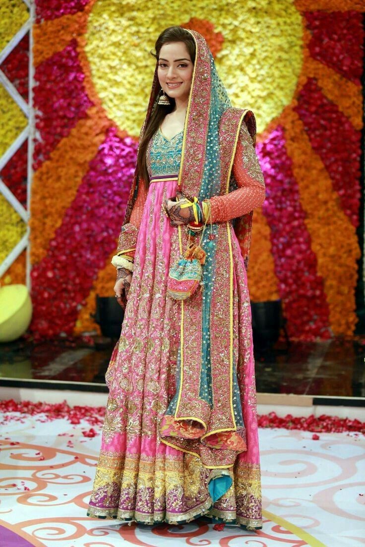 mehndi design frock