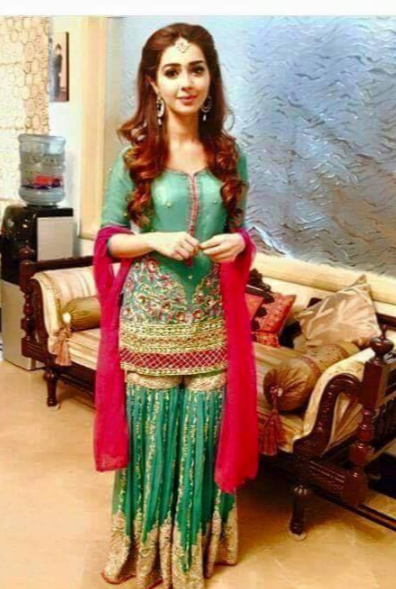 mehndi dress design 2018