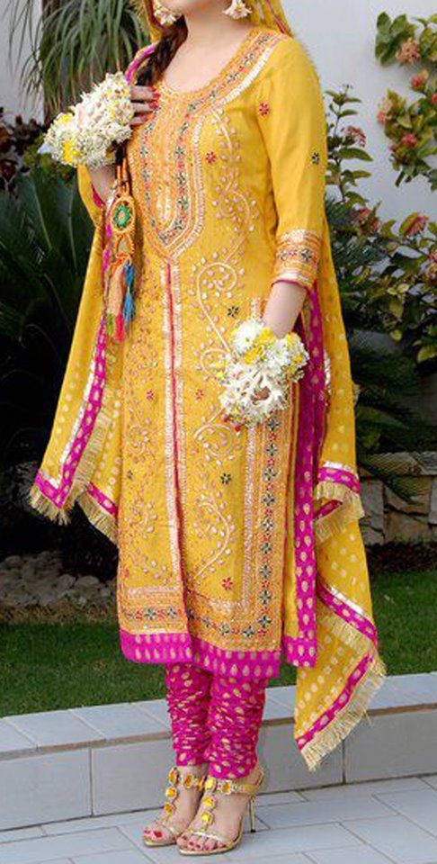 girls mehndi dress design