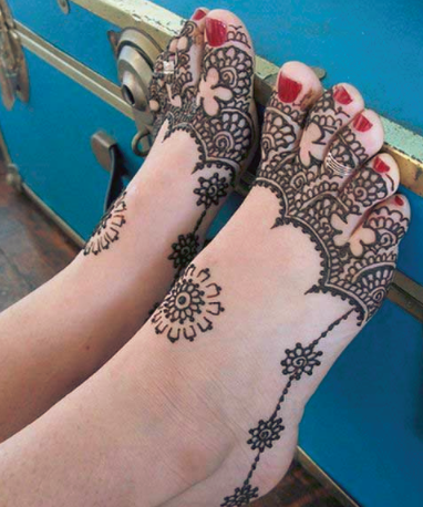 25 Fabulous Foot Mehndi Designs For Your Next Event Folder