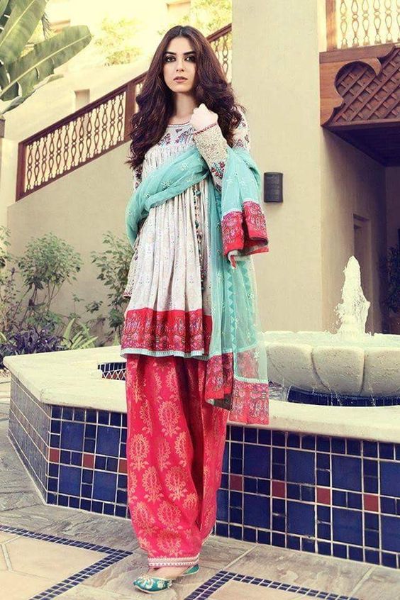 25 Fabulous Spring Dresses for Pakistani Girls 2017-2018 - Folder