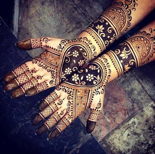 30 Lovely Heart Shaped Mehndi Designs 18 Folder