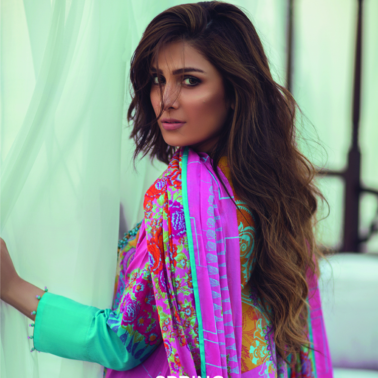 Ayeza Khan - New Face of Alkaram Lawn 2018 - Folder