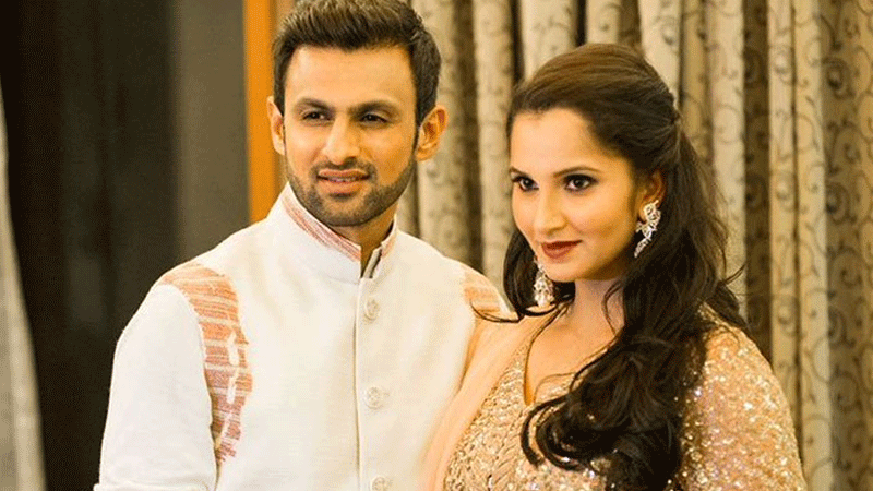 Top 20 Pakistani Cricketers With Their Lovely Wives Folder