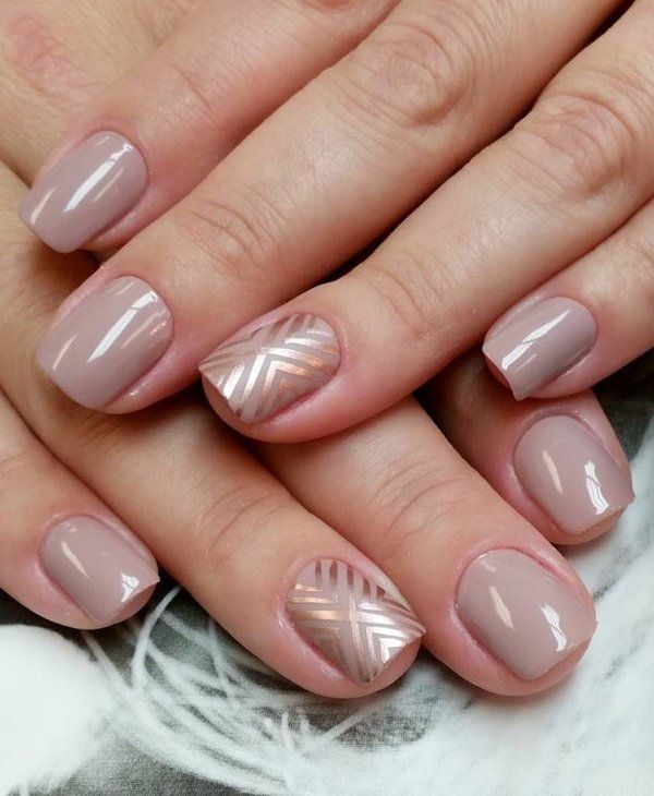 Classy Neutral Nail Art - Folder