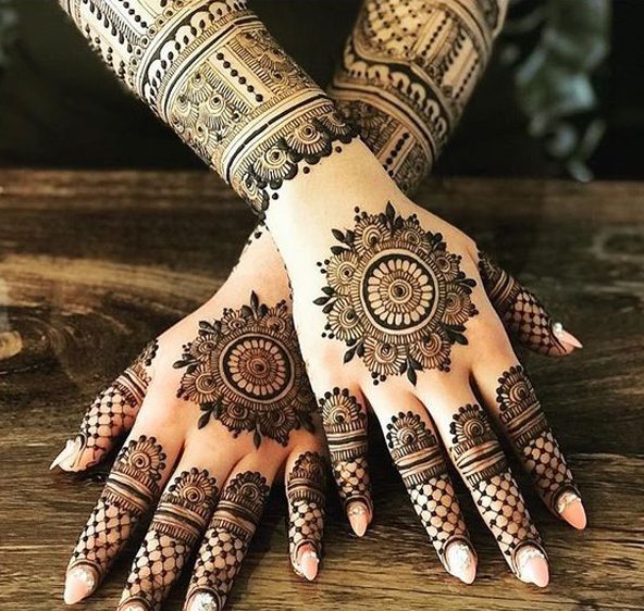 15 Fabulous Floral Mehndi Designs Folder