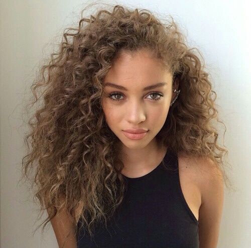 Beautiful Tight Curls Folder 7281